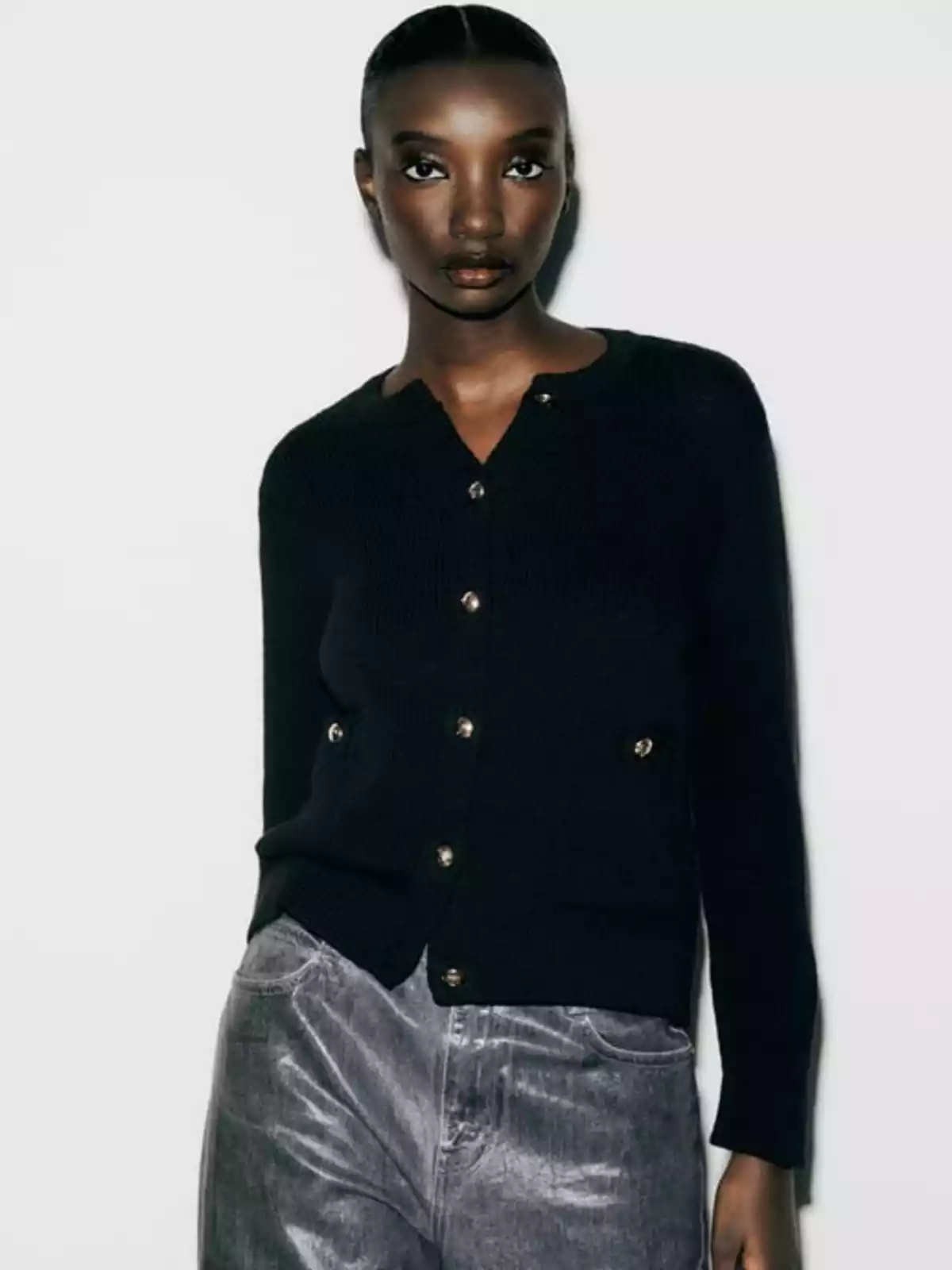 chaqueta de punto negra, de Zara chaqueta de punto negra, de Zara