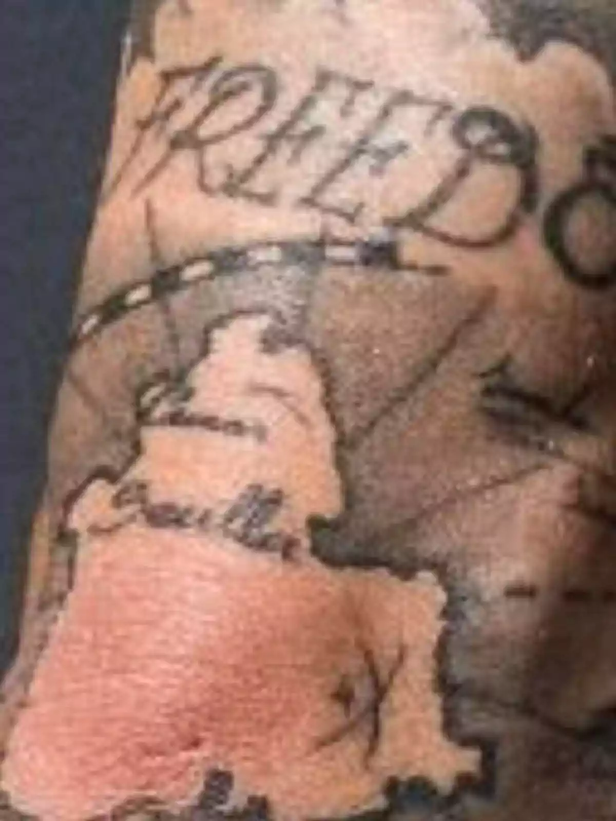 Foto de un tatuaje del mapa de Sevilla que pertenece al brazo de Sergio Ramos Foto de un tatuaje del mapa de Sevilla que pertenece al brazo de Sergio Ramos