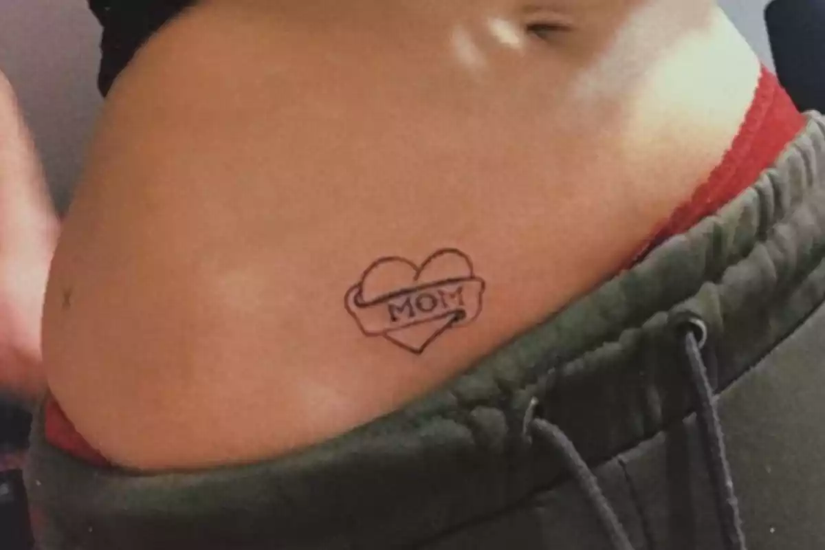 Tatuaje carcelario de amor de madre